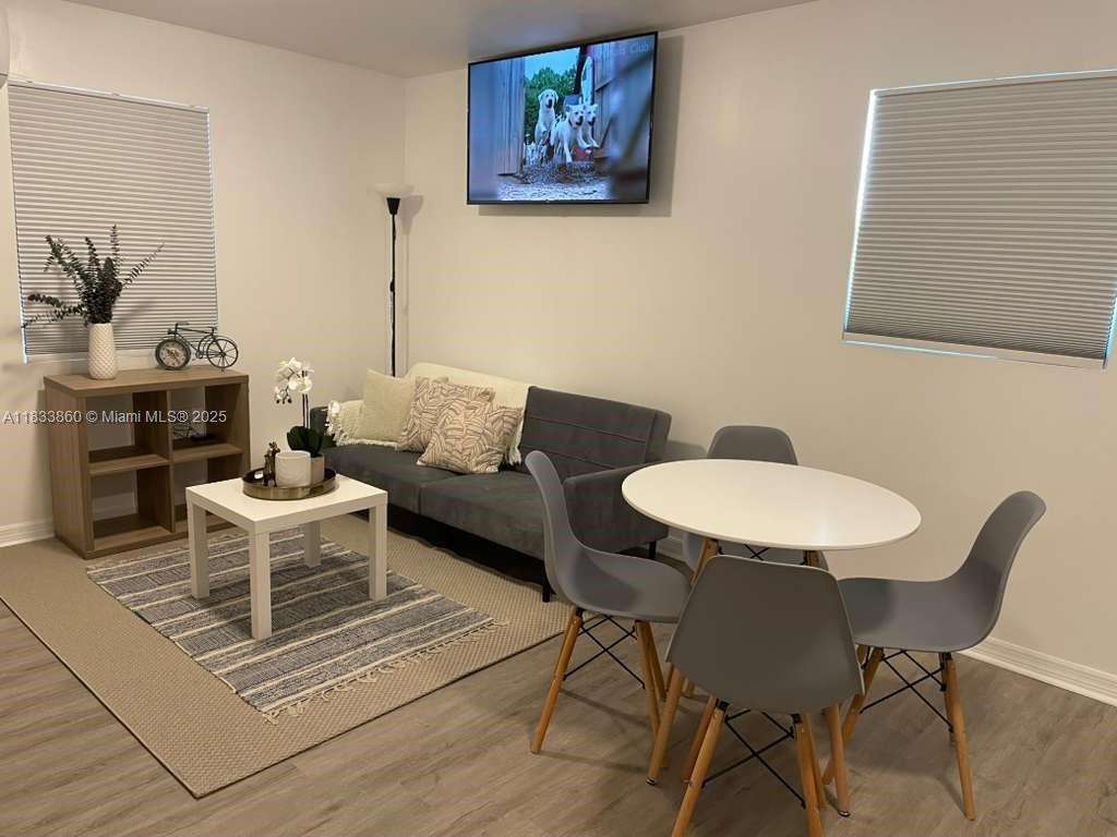 See details / 1601 sq. ft. $ 2025-07-03 0 Photo