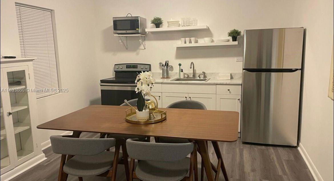See details / 1601 sq. ft. $ 2025-07-03 0 Photo