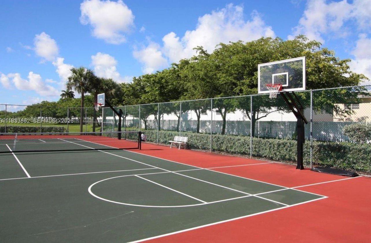 Photo of 1125 Butternut Ln  (1125), Hollywood, Florida, 33019 - 