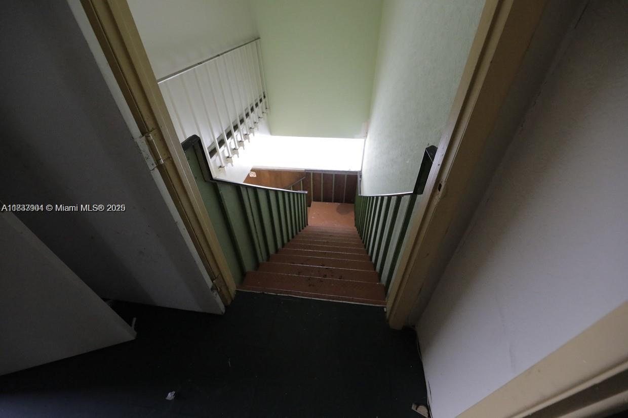 See details / sq. ft. $ 2025-07-03 0 Photo