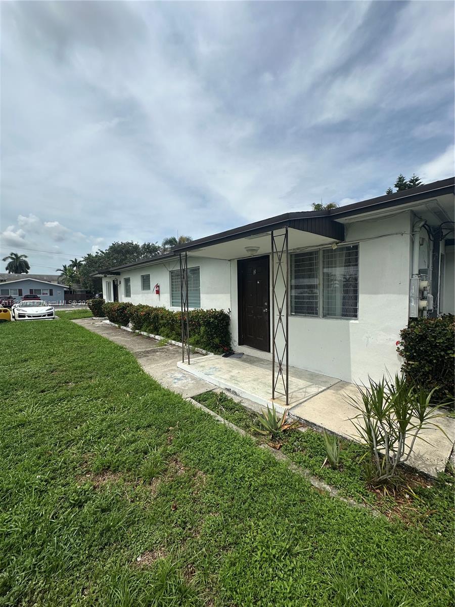   /  1422 sq. ft. $ 2025-07-03 0 foto