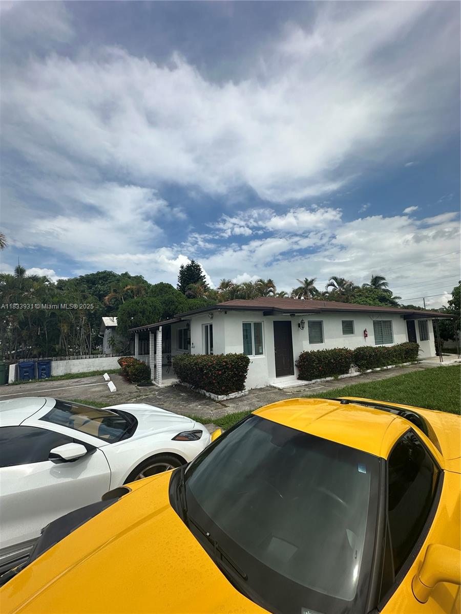   /  1422 sq. ft. $ 2025-07-03 0 foto