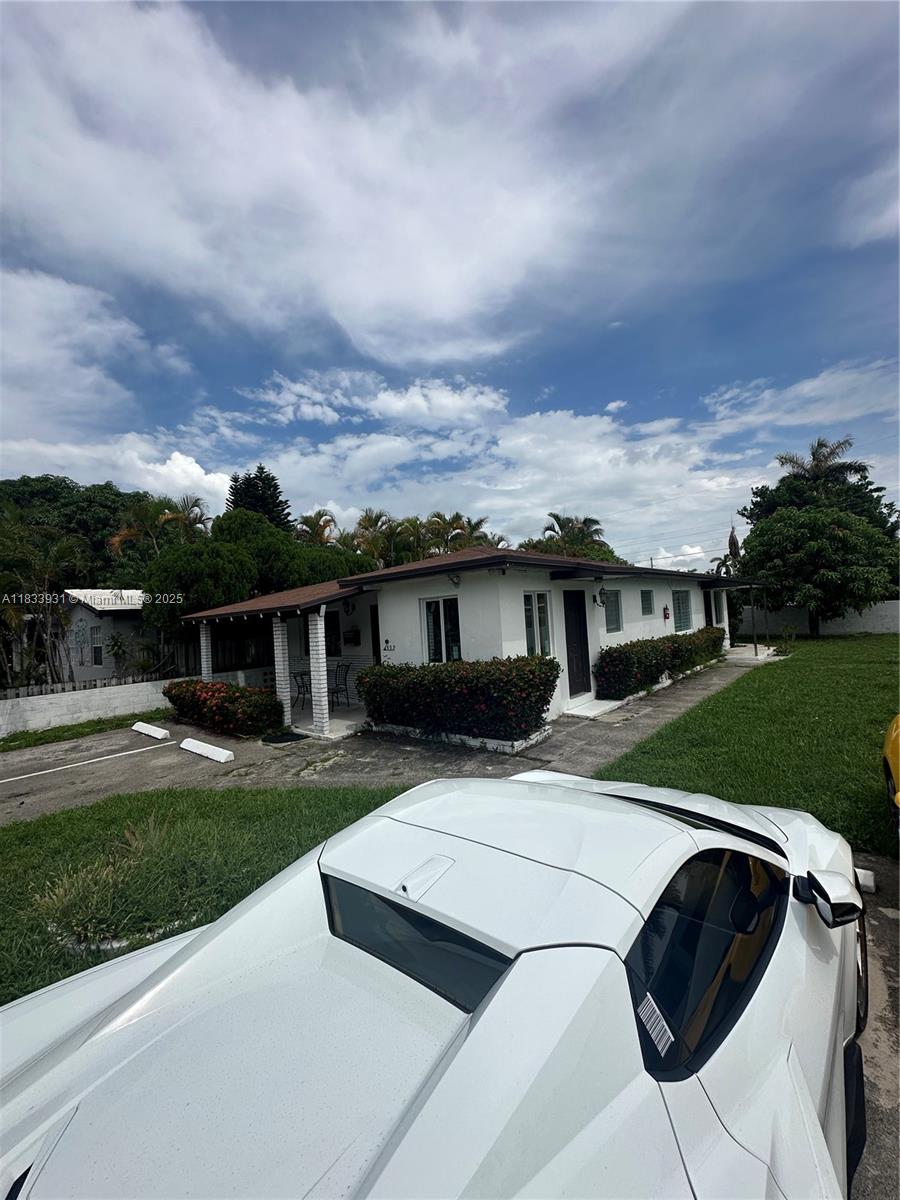   /  1422 sq. ft. $ 2025-07-03 0 foto