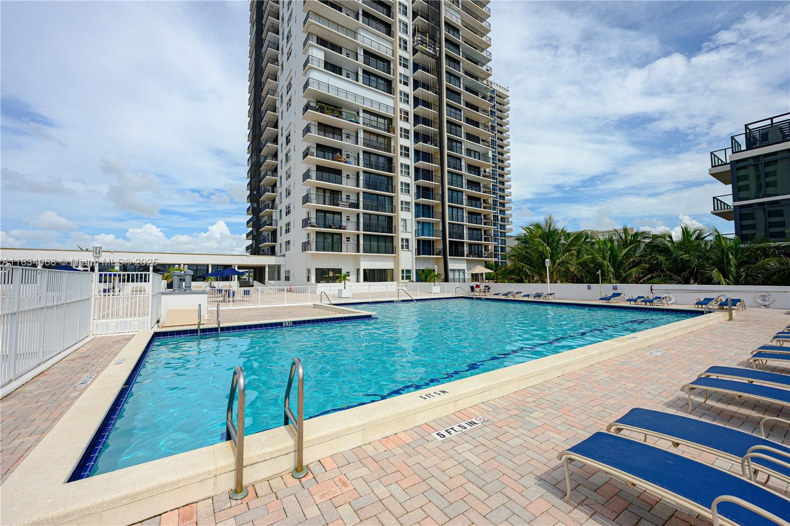 Photo of 2201 Ocean Dr  #2202, Hollywood, Florida, 33019 - 