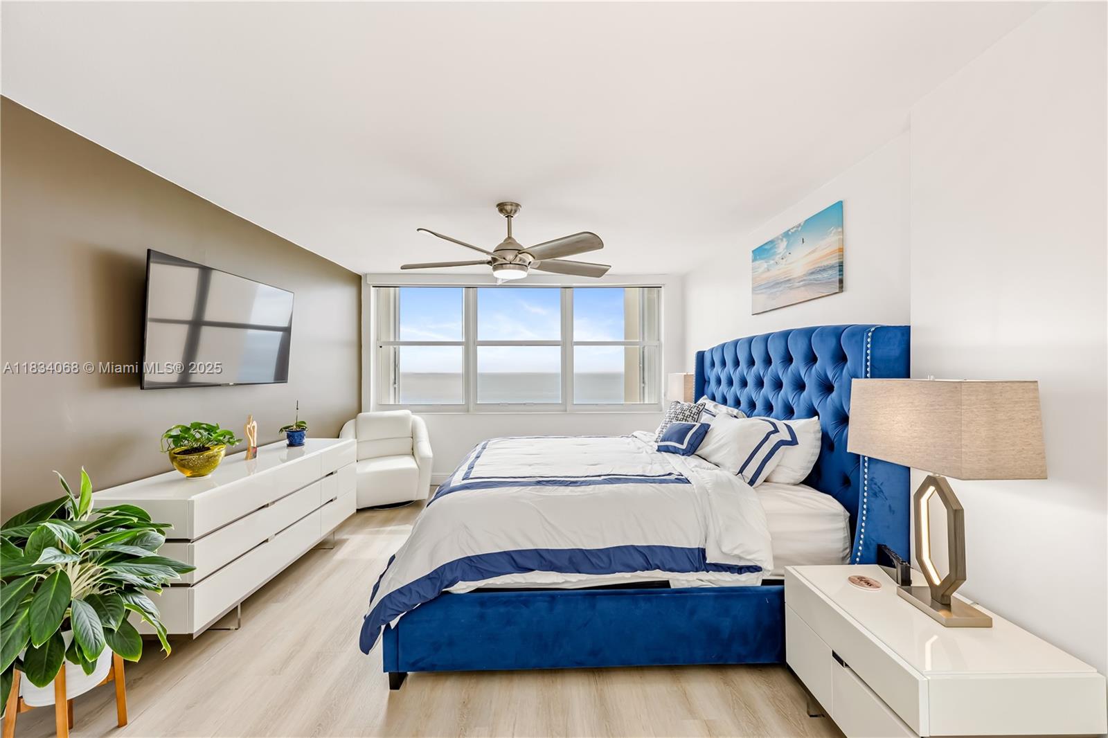 Photo of 2201 Ocean Dr  #2202, Hollywood, Florida, 33019 - 