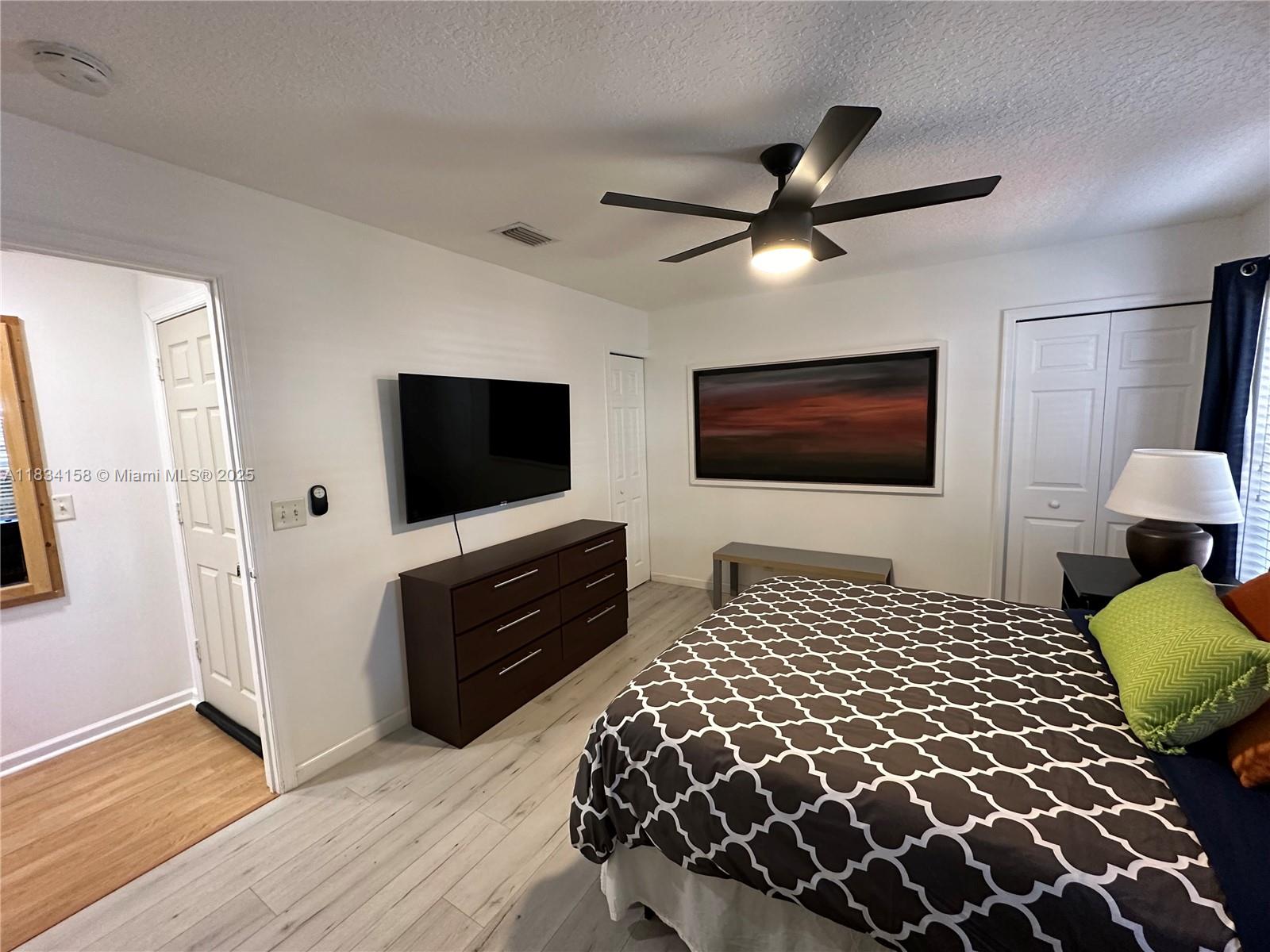 See details / 1835 sq. ft. $ 2025-07-03 0 Photo