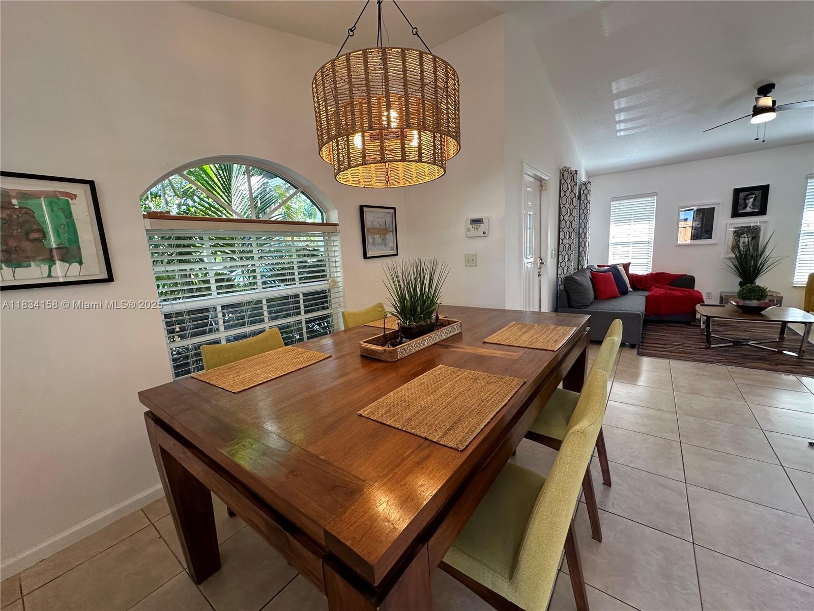 See details / 1835 sq. ft. $ 2025-07-03 0 Photo