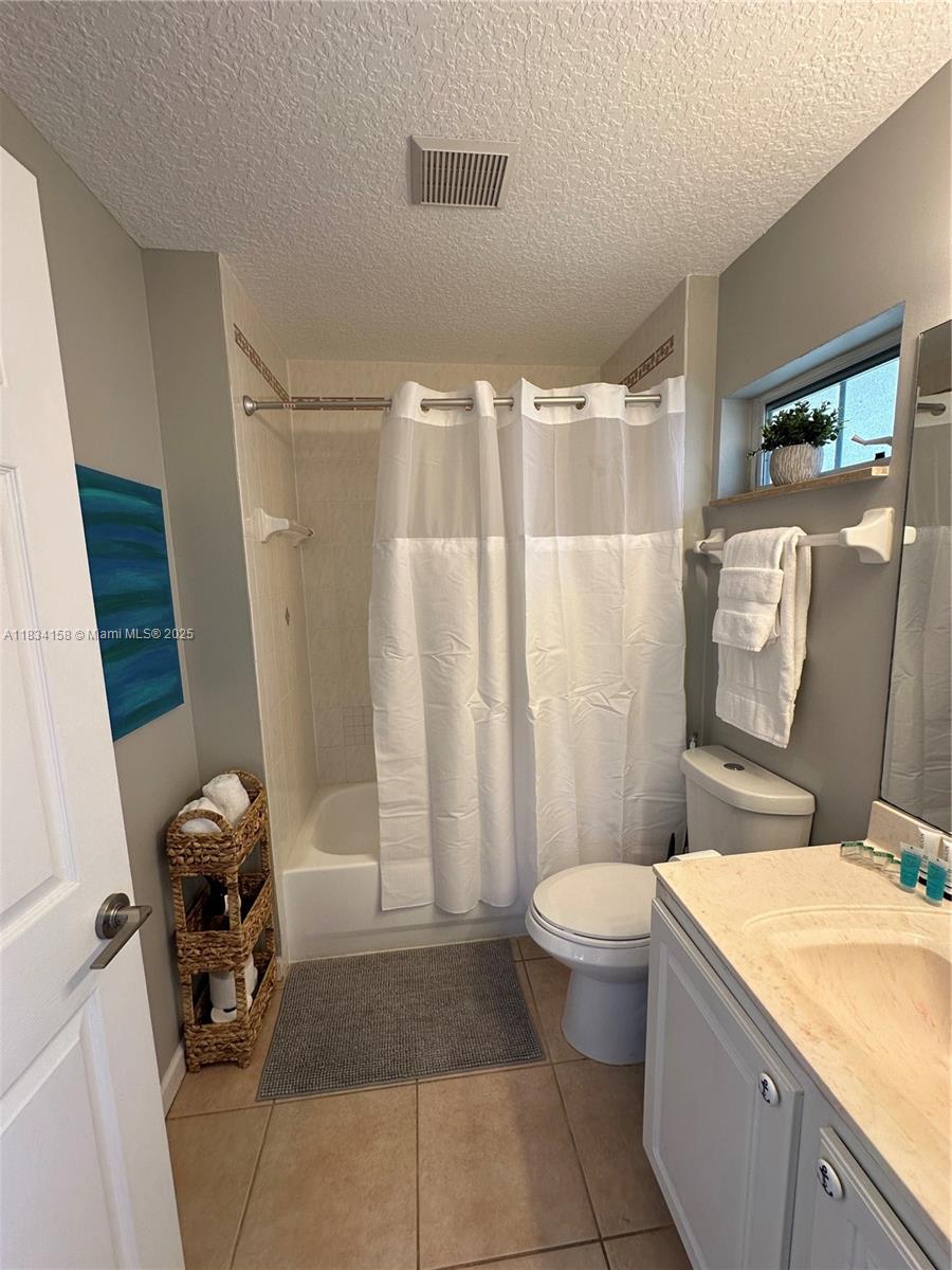 See details / 1835 sq. ft. $ 2025-07-03 0 Photo