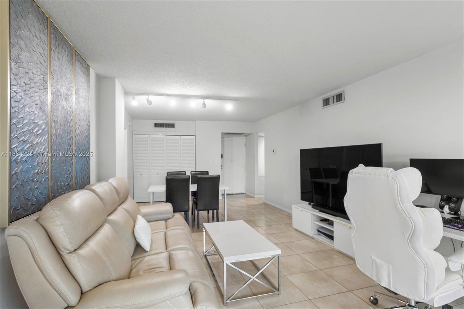 Photo of 3401 Country Club Dr #519, Aventura, Florida, 33180 -
