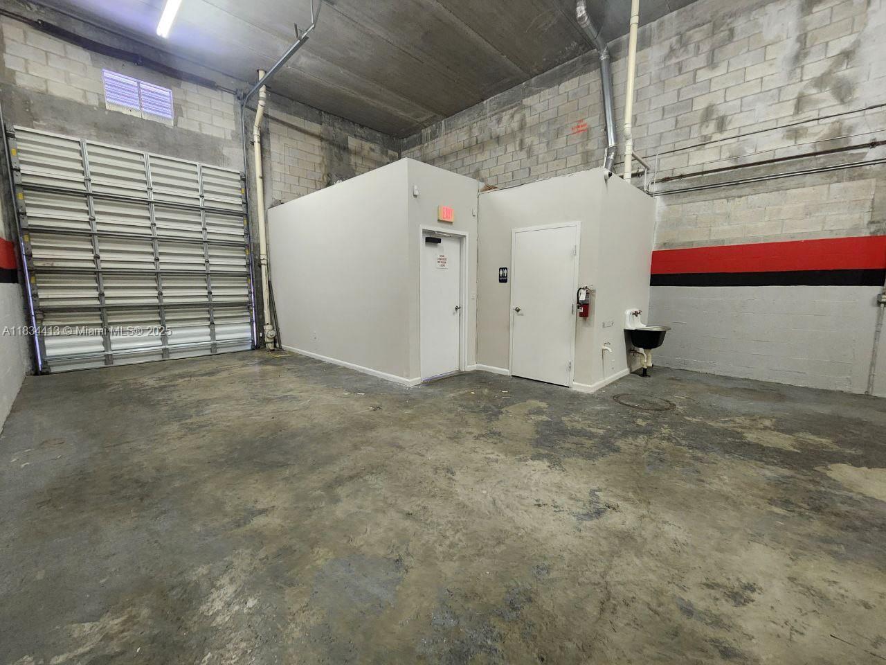 10  /   sq. ft. $ 2025-07-04 0 Photo