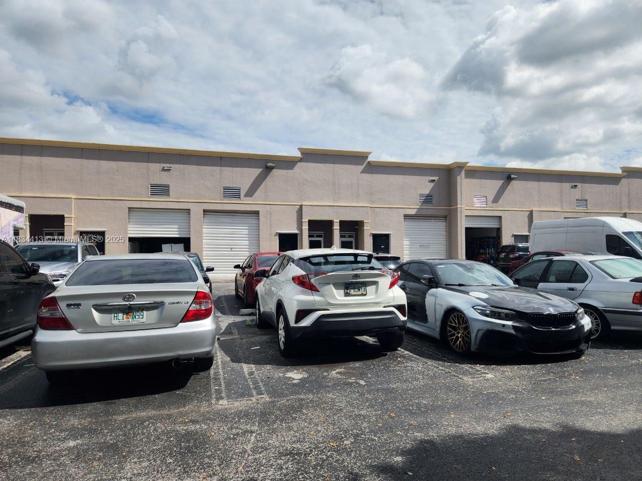 10  /   sq. ft. $ 2025-07-04 0 Photo