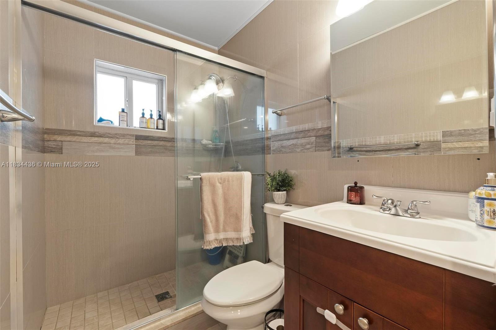   /  1912 sq. ft. $ 2025-07-04 0 Photo