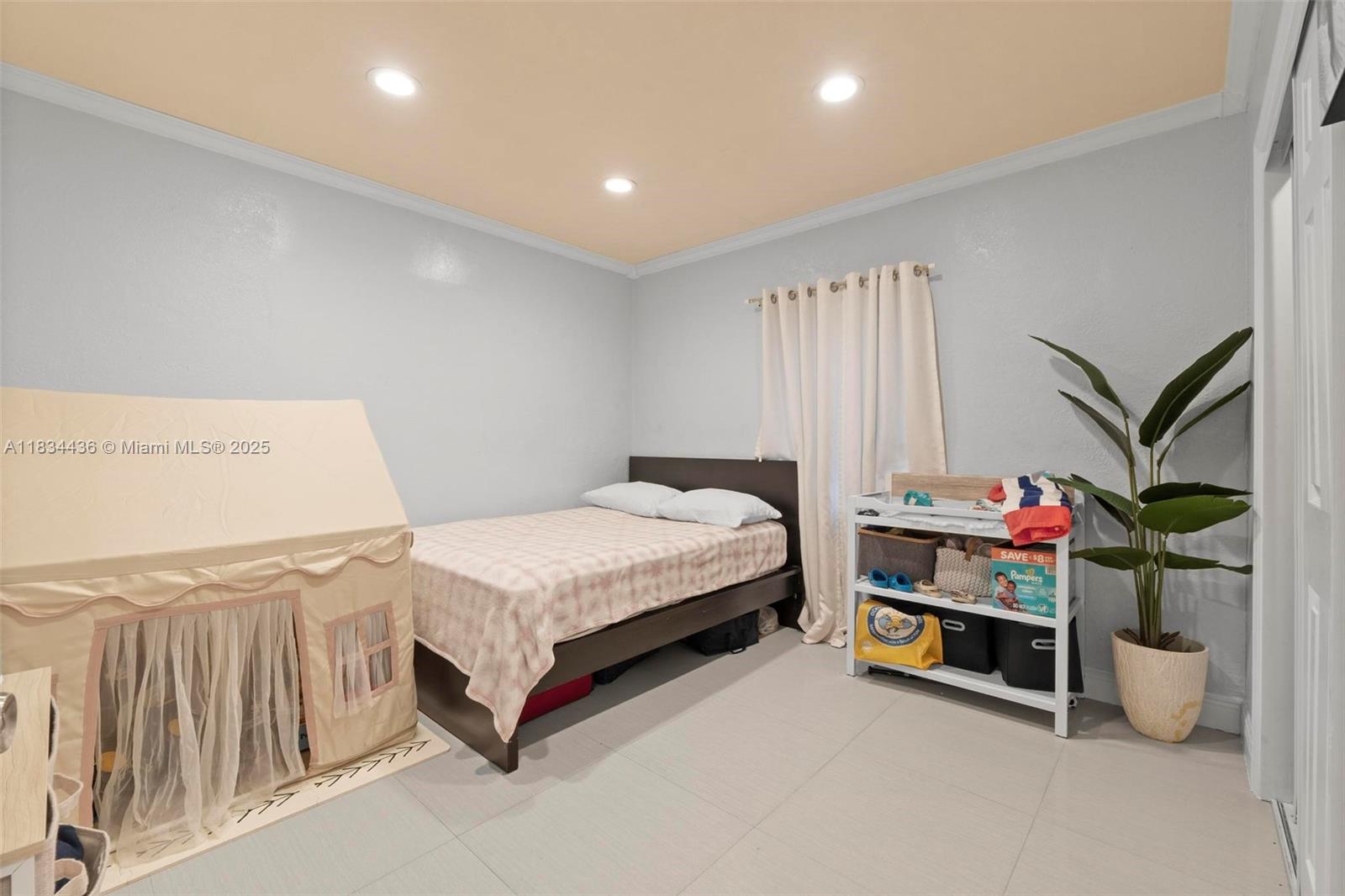   /  1912 sq. ft. $ 2025-07-04 0 Photo