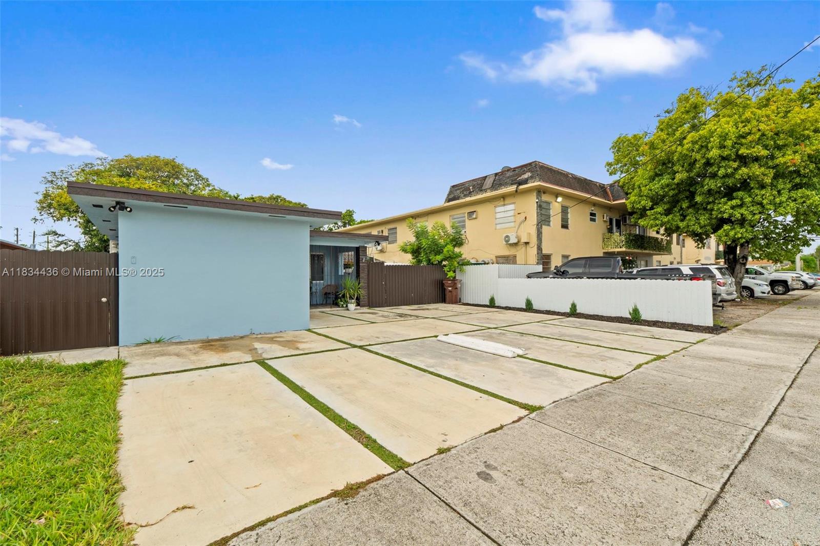   /  1912 sq. ft. $ 2025-07-04 0 Photo