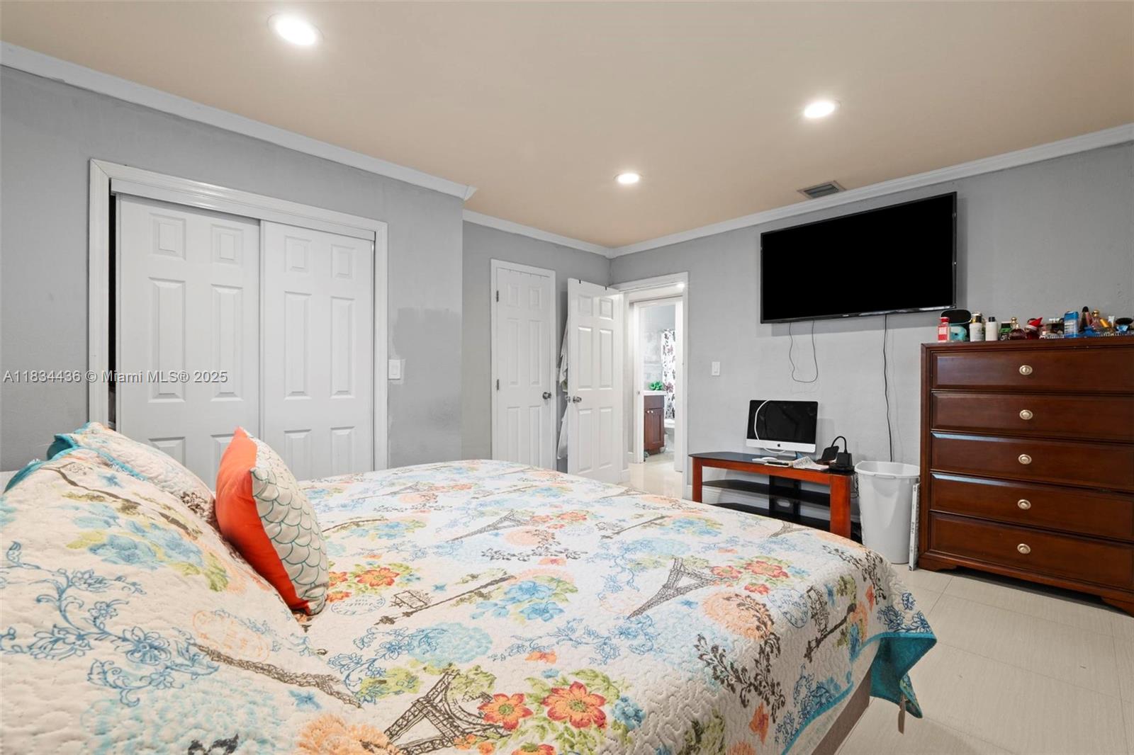  /  1912 sq. ft. $ 2025-07-04 0 Photo