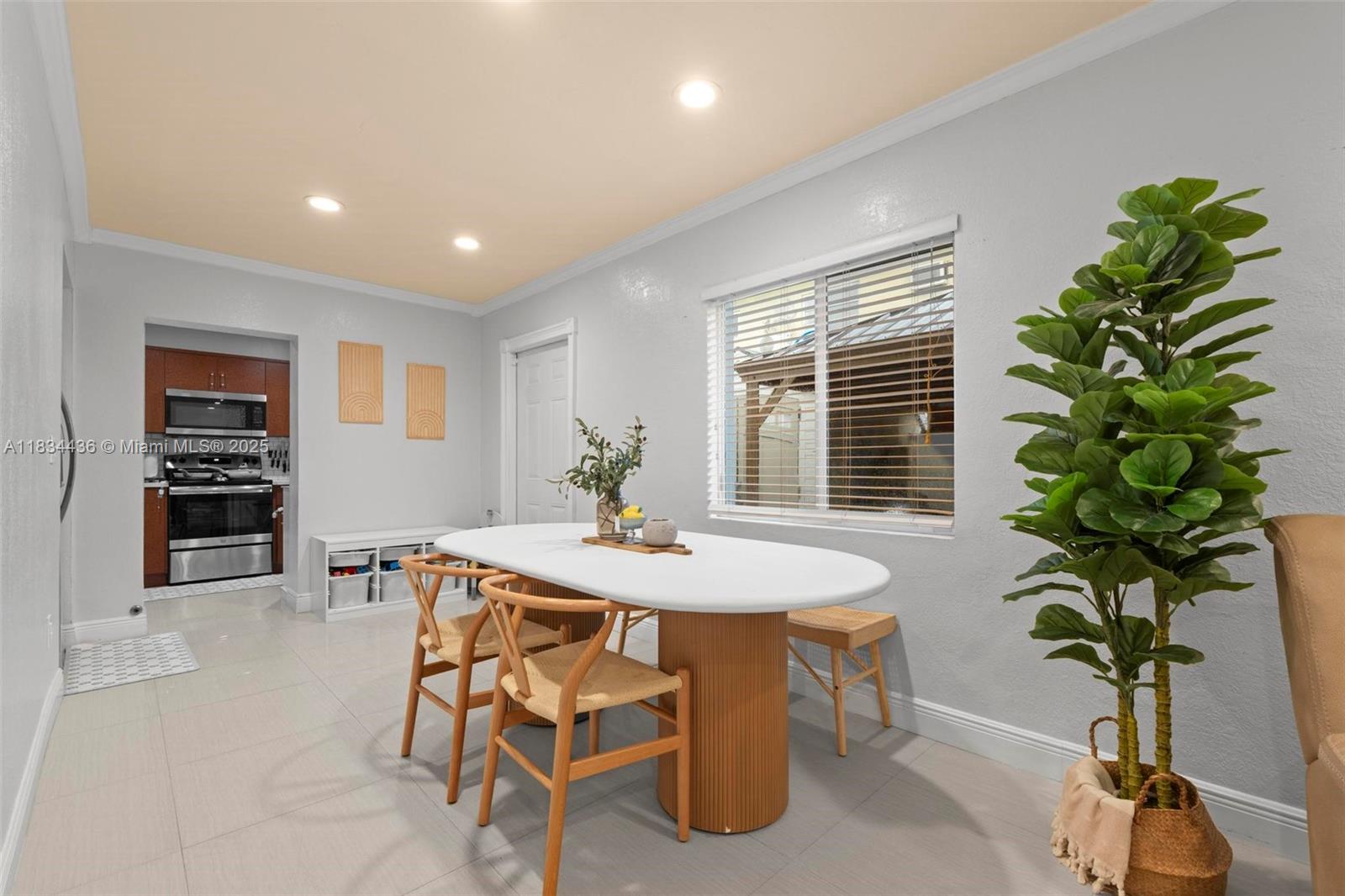   /  1912 sq. ft. $ 2025-07-04 0 Photo