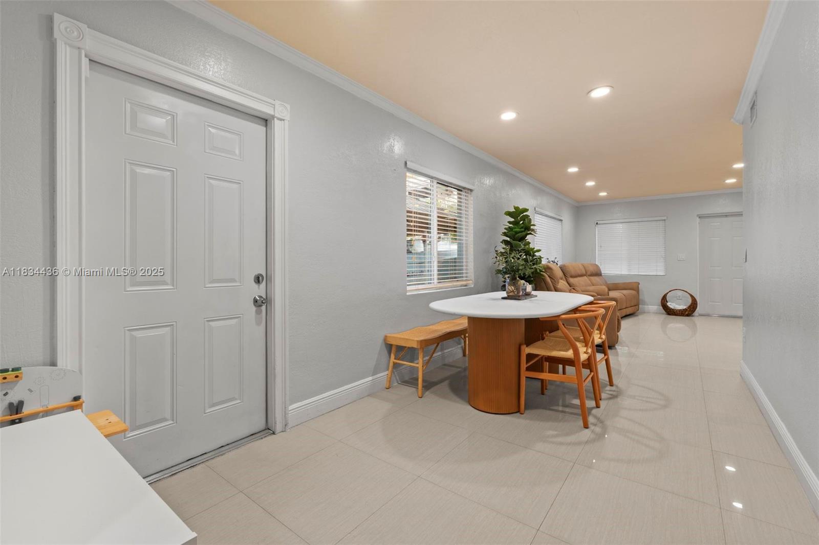   /  1912 sq. ft. $ 2025-07-04 0 Photo