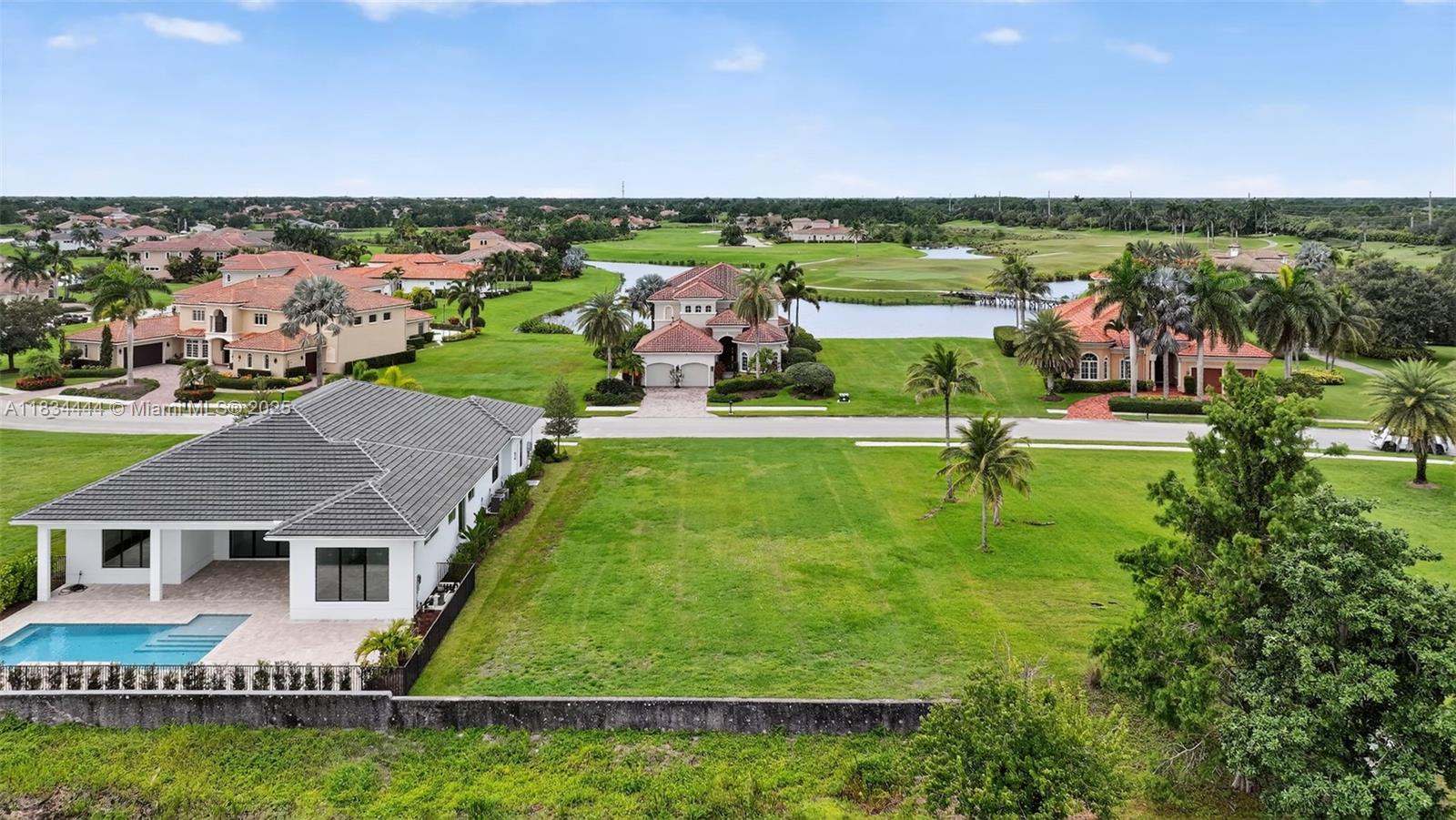 See details / sq. ft. $ 2025-07-04 0 Photo