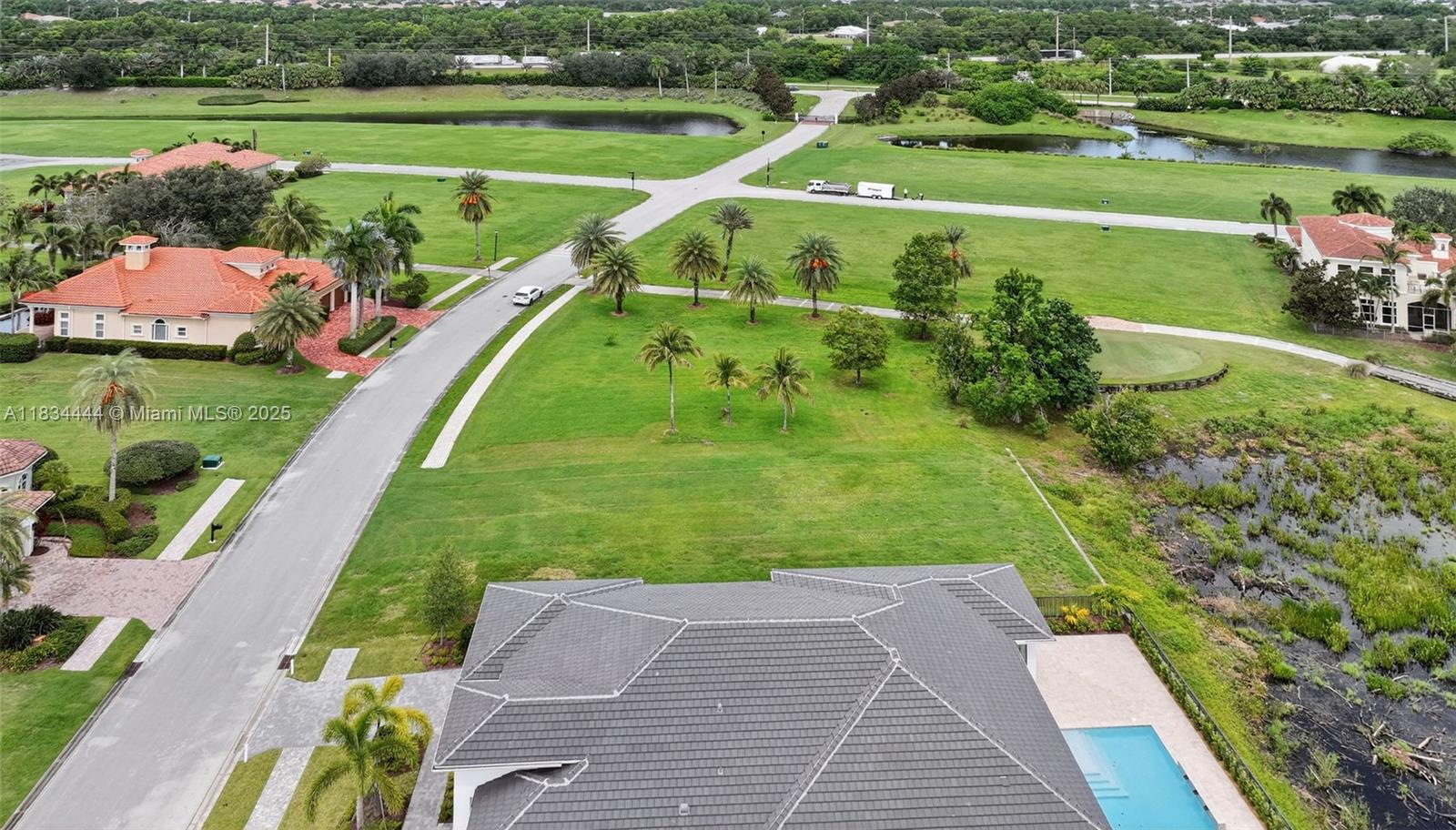See details / sq. ft. $ 2025-07-04 0 Photo