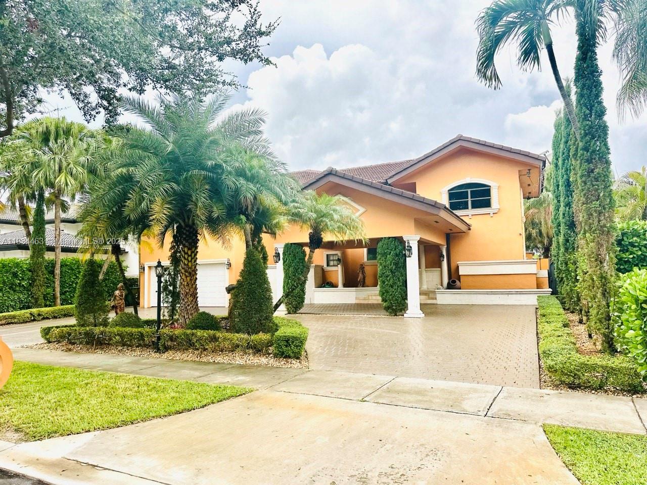 See details 8565 4 / 5 3576 sq. ft. $ 2025-07-16 0 Photo