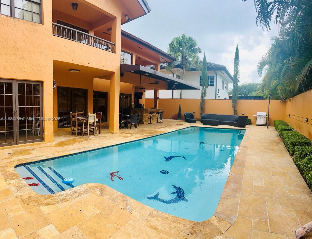 See details 8565 4 / 5 3576 sq. ft. $ 2025-07-16 0 Photo