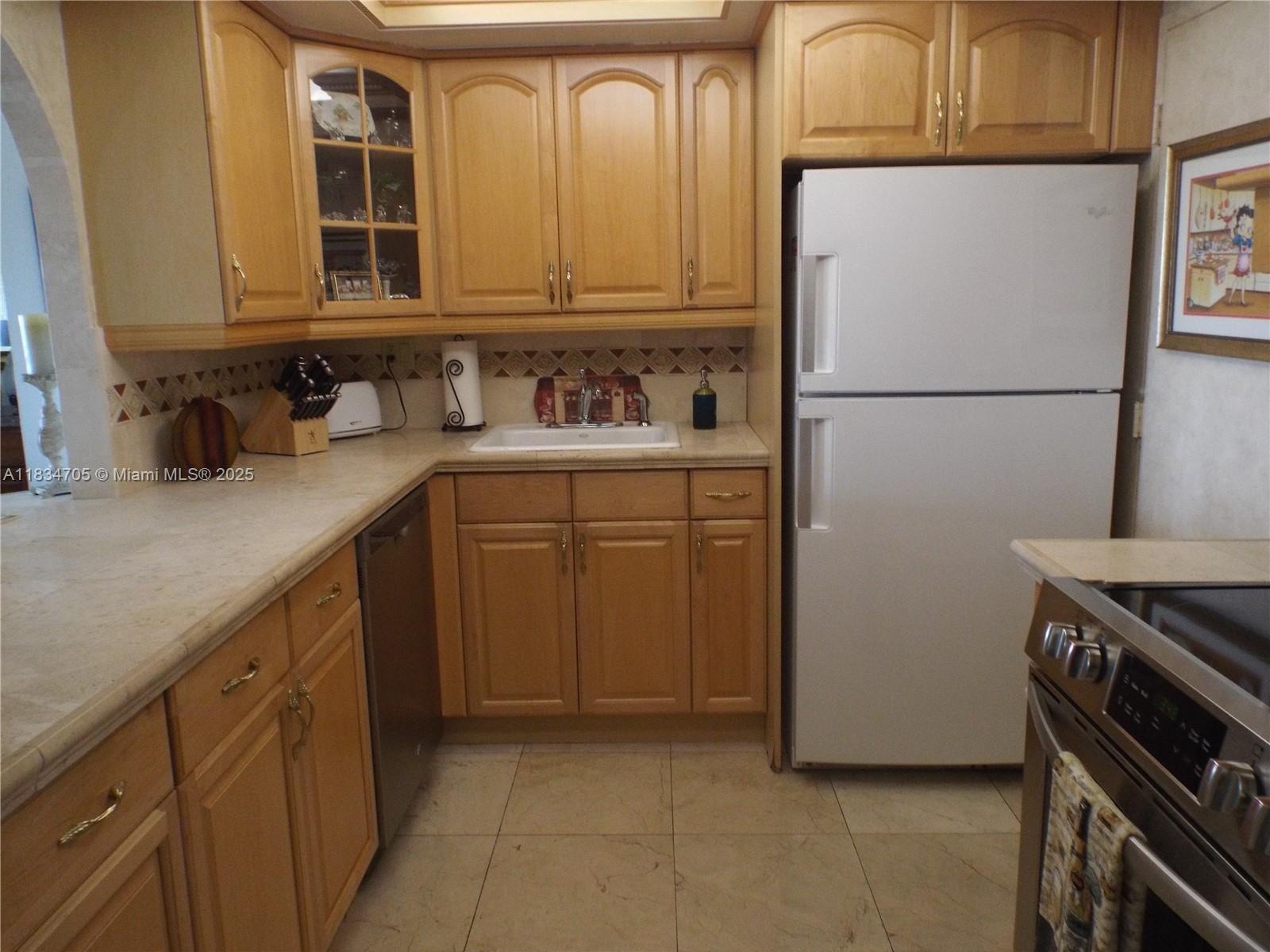 Photo of 500 Three Islands Blvd  #613, Hallandale Beach, Florida, 33009 - 