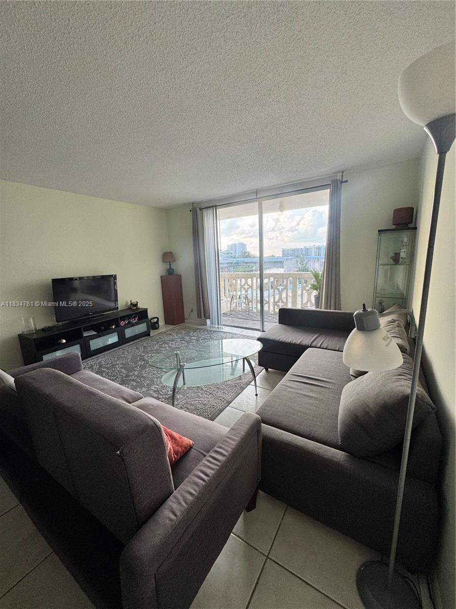 Photo of 1817 Ocean Dr #419, Hallandale Beach, Florida, 33009 -