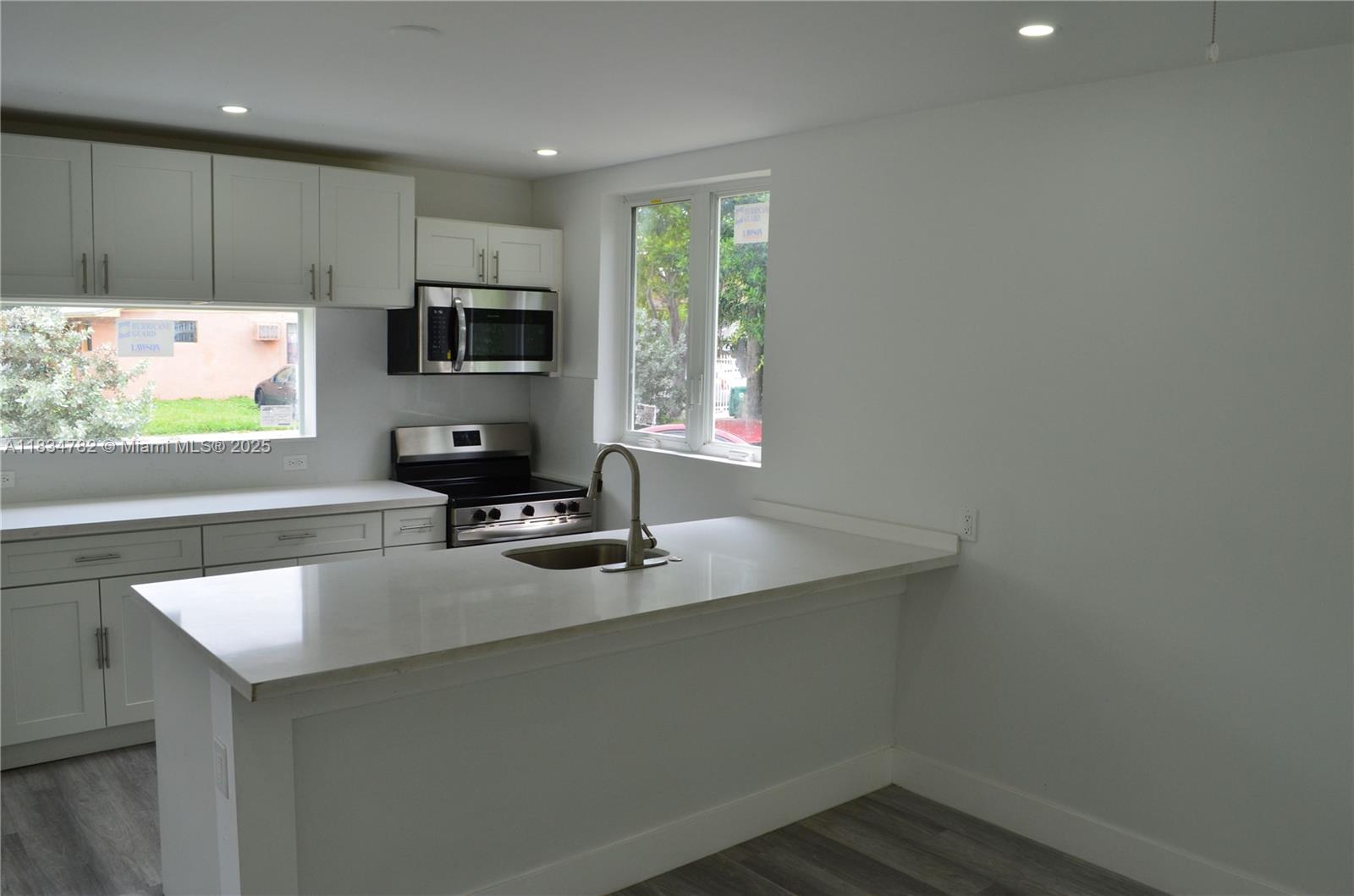See details / 2648 sq. ft. $ 2025-07-05 0 Photo