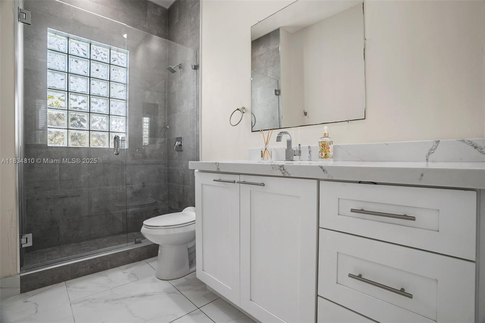 Photo of 1580 Shoreline Way  (1580), Hollywood, Florida, 33019 - 