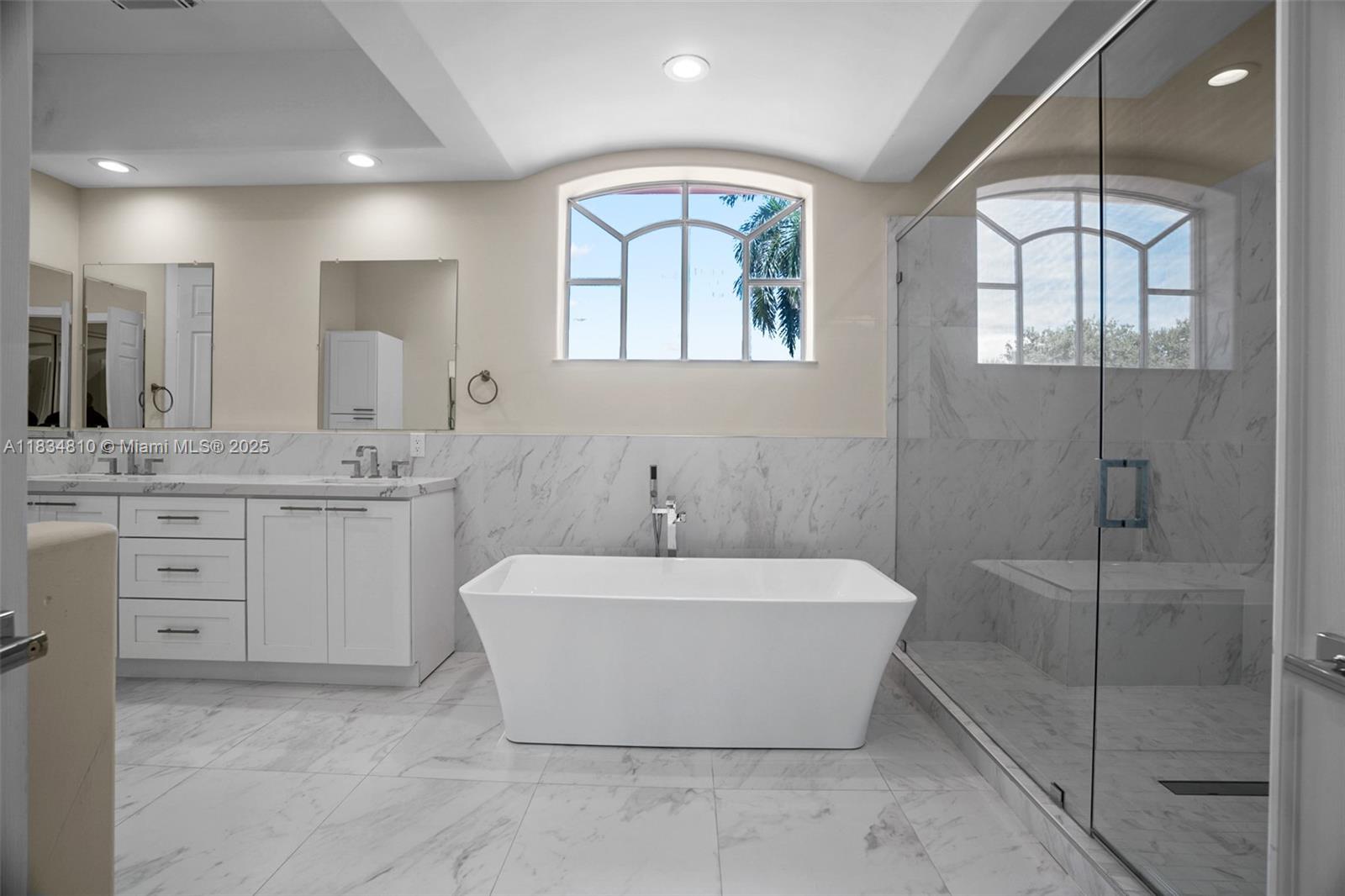 Photo of 1580 Shoreline Way  (1580), Hollywood, Florida, 33019 - 