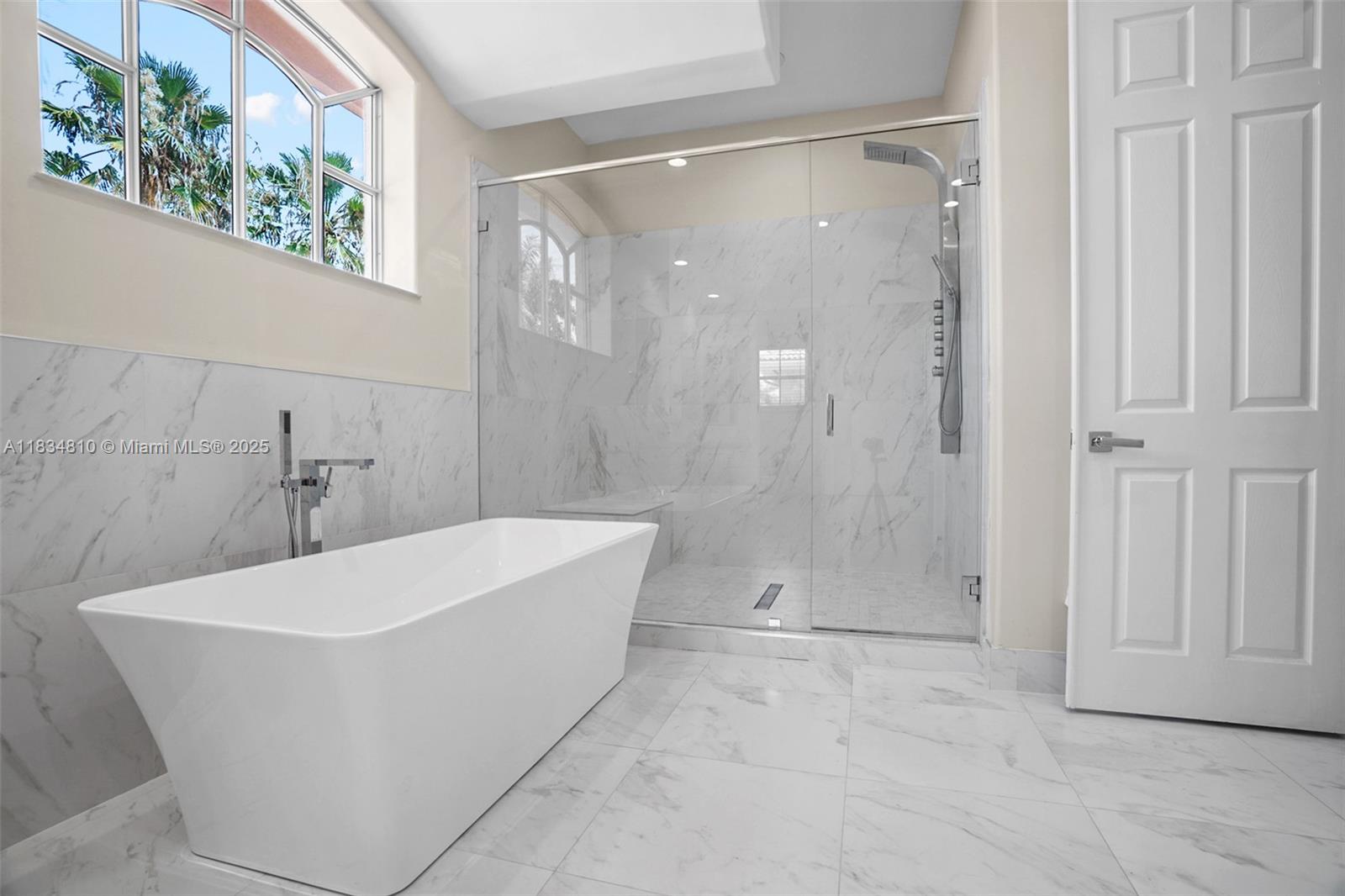 Photo of 1580 Shoreline Way  (1580), Hollywood, Florida, 33019 - 