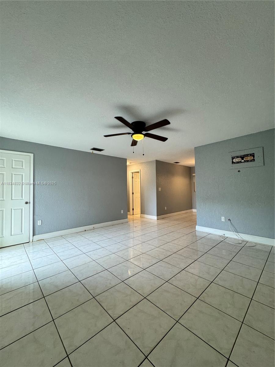 See details / 2155 sq. ft. $ 2025-07-05 0 Photo