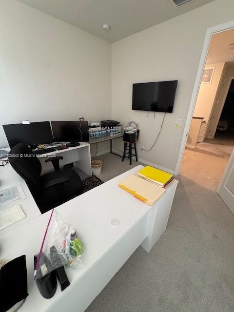Ver detalles 1063 3 / 3 2049 sq. ft. $ 2025-07-06 0 foto