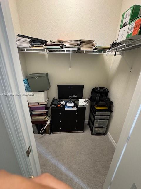 Ver detalles 1063 3 / 3 2049 sq. ft. $ 2025-07-06 0 foto