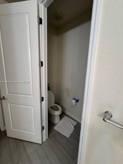 Ver detalles 1063 3 / 3 2049 sq. ft. $ 2025-07-06 0 foto