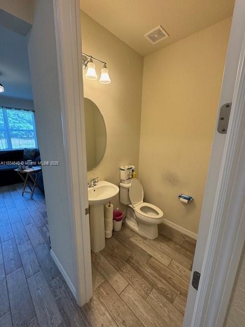 Ver detalles 1063 3 / 3 2049 sq. ft. $ 2025-07-06 0 foto