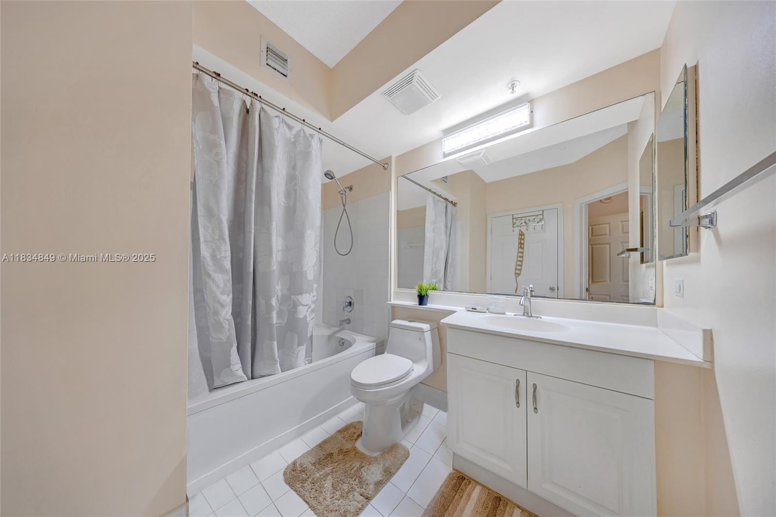 Photo of 17150 Bay Rd  #2113, Sunny Isles Beach, Florida, 33160 - 
