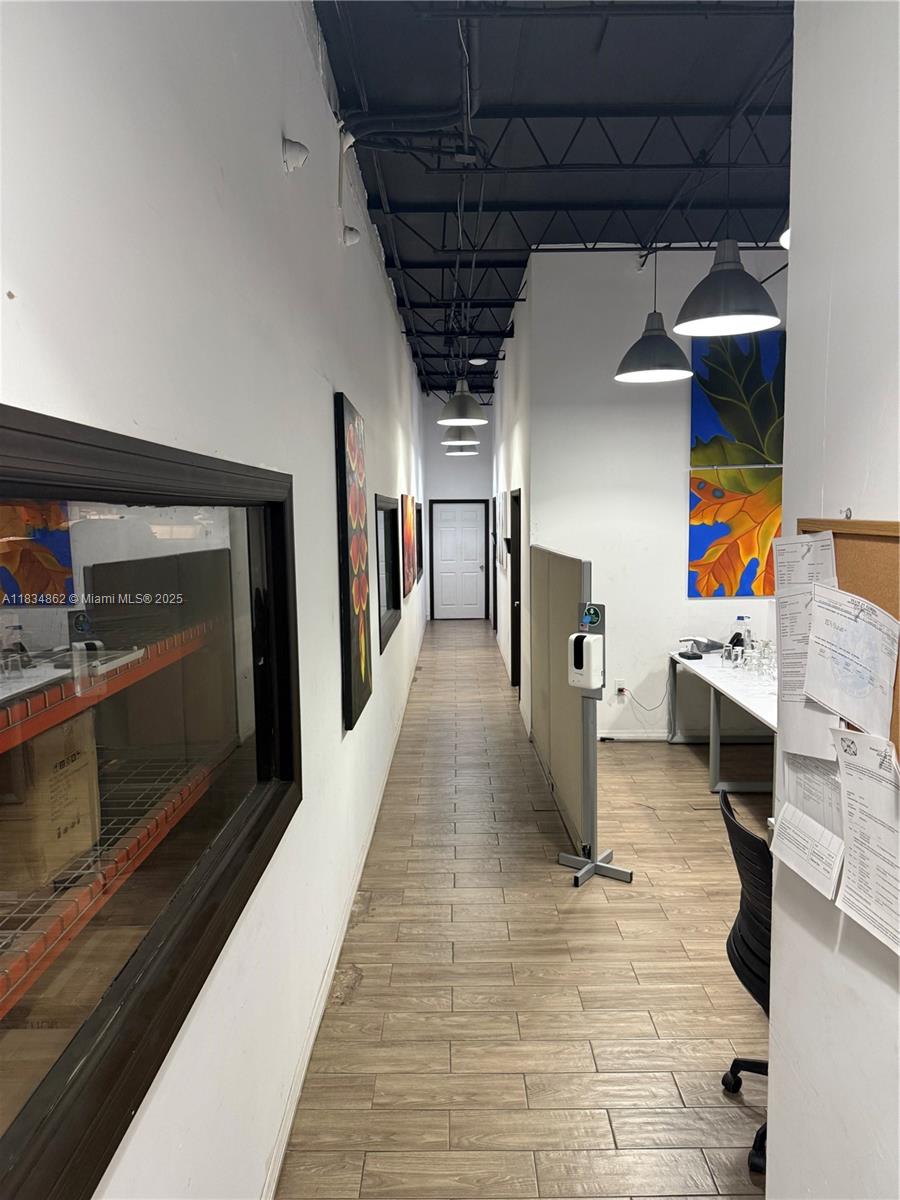 See details 3771-D / sq. ft. $ 2025-07-06 0 Photo