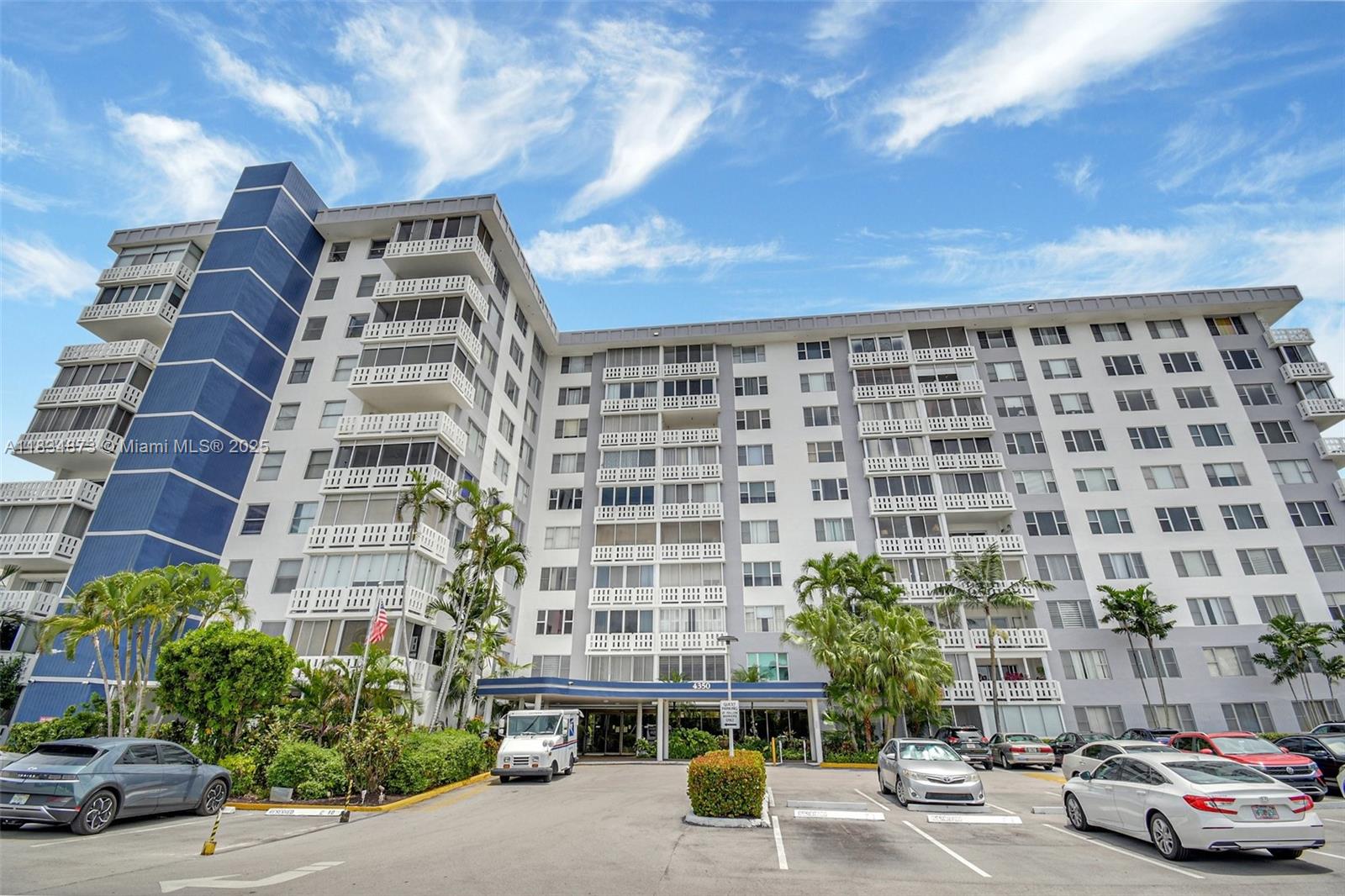 See details 306 1 / 2 844 sq. ft. $ 2025-07-21 0 Photo