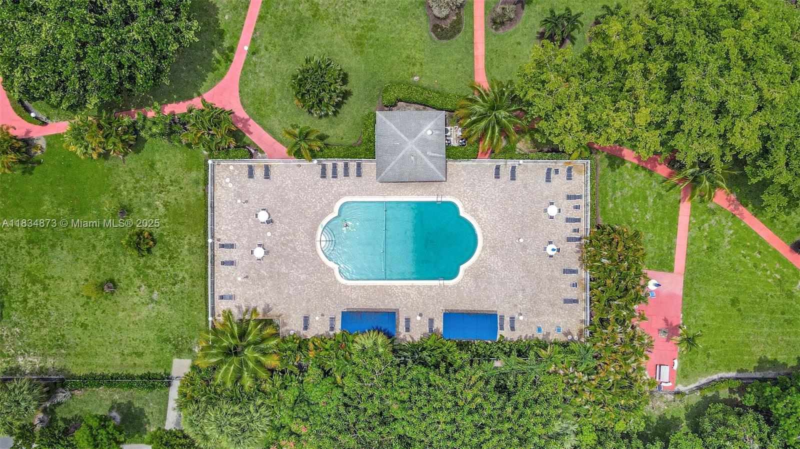 See details 306 1 / 2 844 sq. ft. $ 2025-07-21 0 Photo