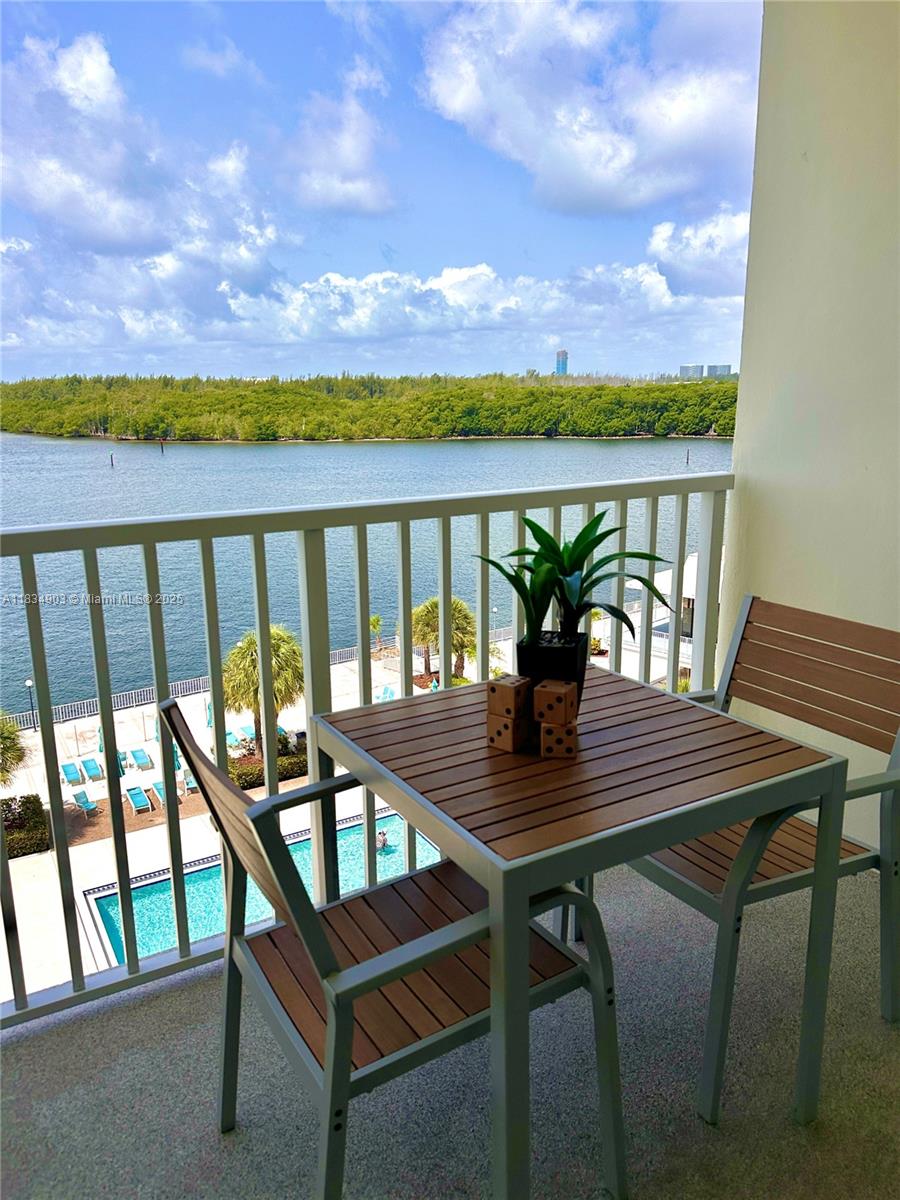 610 2 / 2 1220 sq. ft. $ 2025-07-06 0 foto