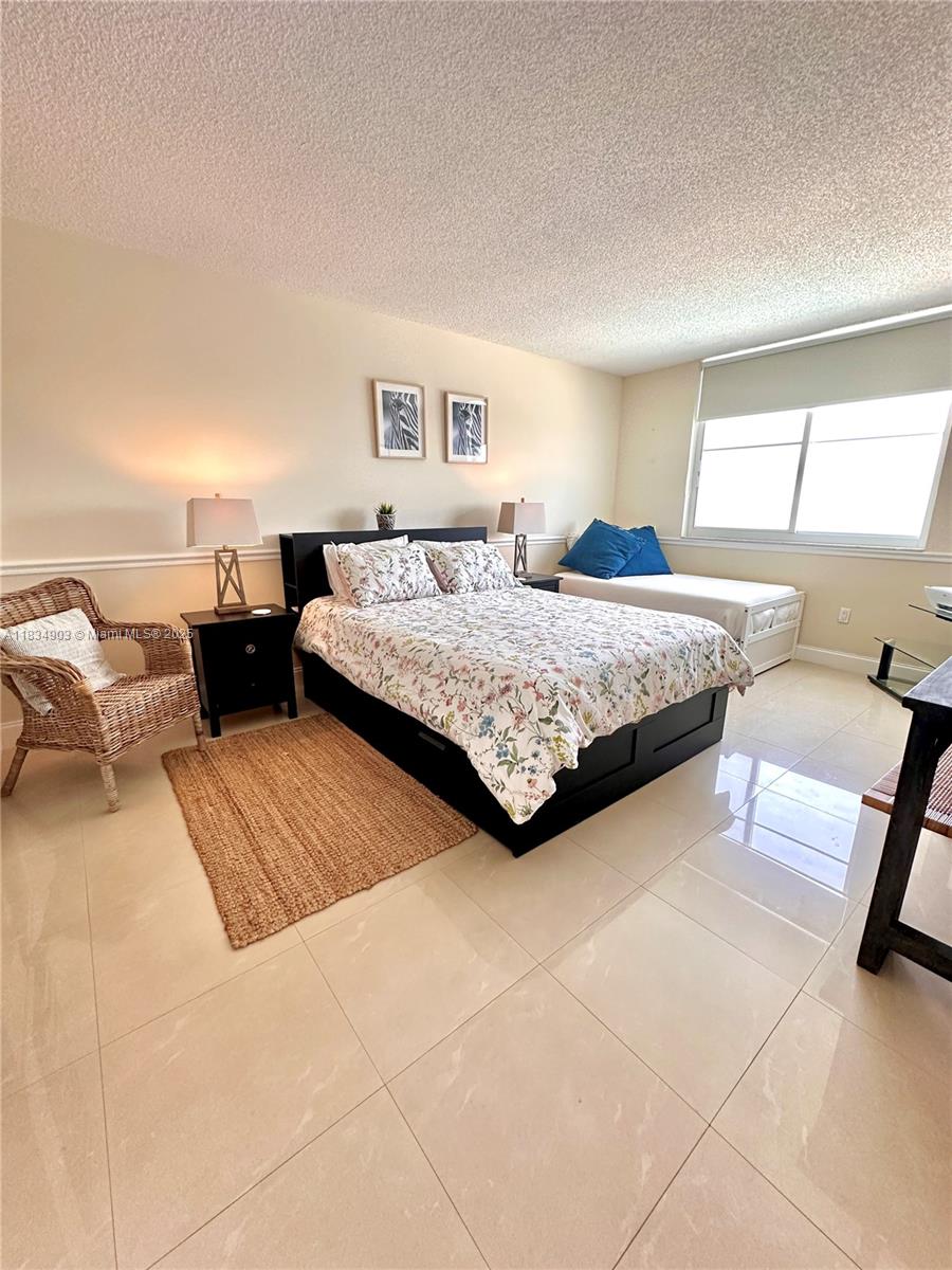 610 2 / 2 1220 sq. ft. $ 2025-07-06 0 foto