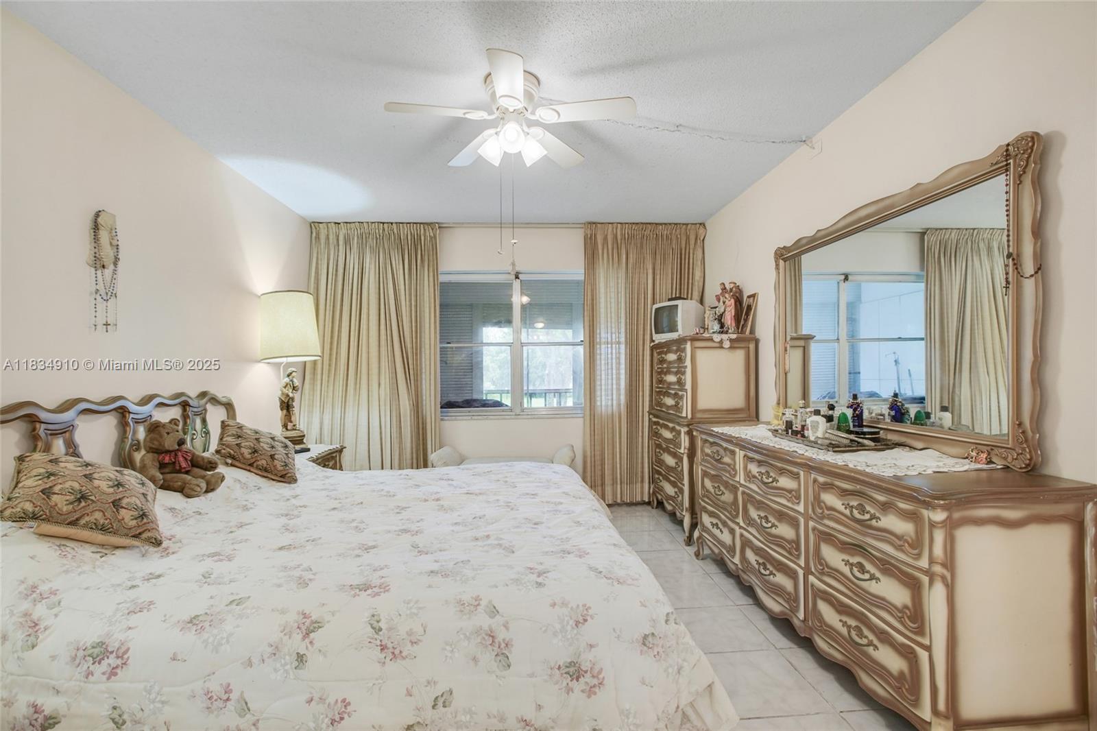 See details 211 1 / 1 700 sq. ft. $ 2025-07-06 0 Photo