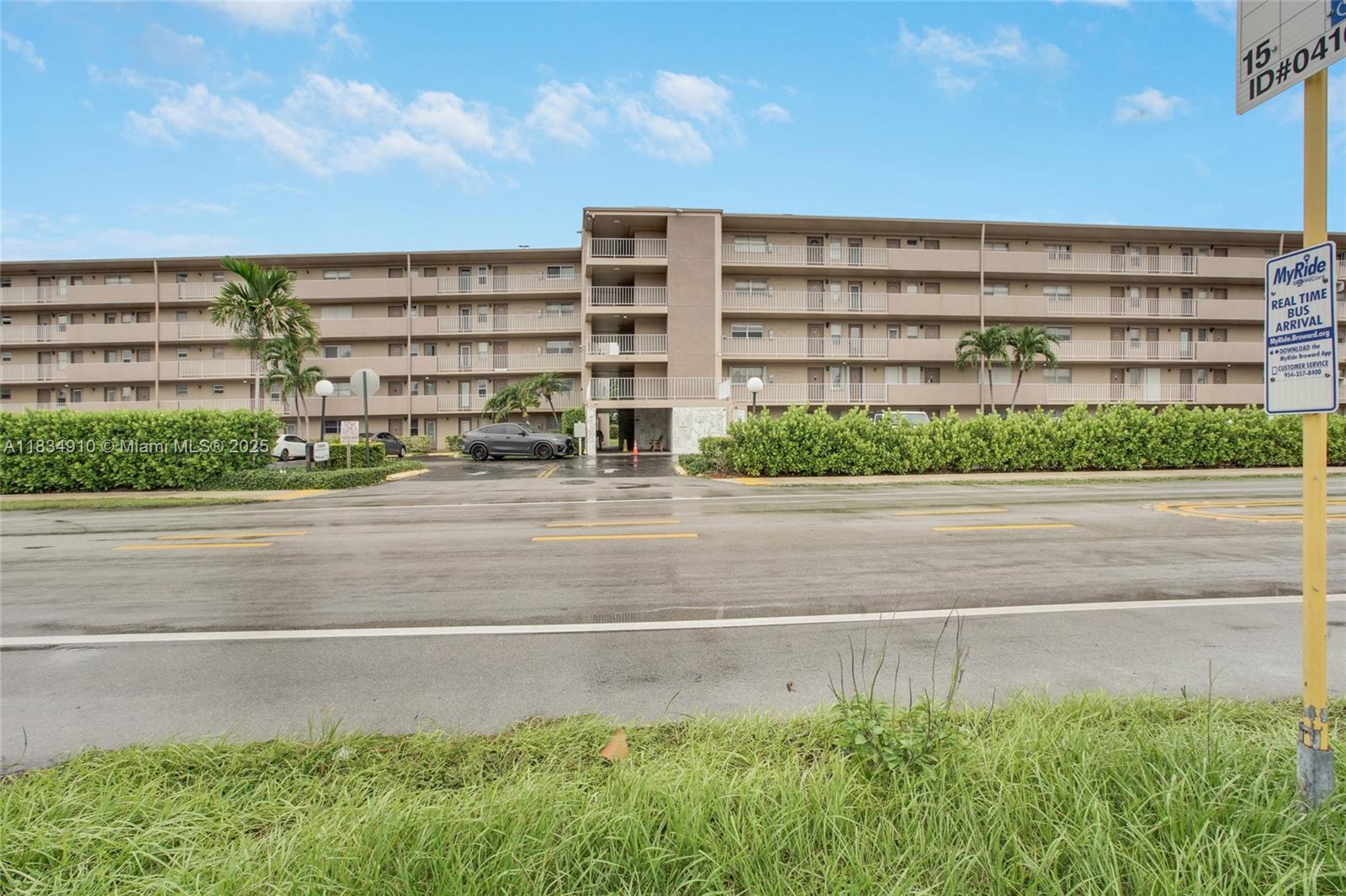 See details 211 1 / 1 700 sq. ft. $ 2025-07-06 0 Photo
