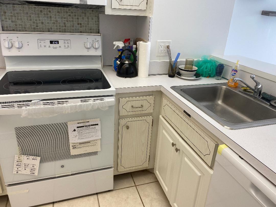 See details 10L 0 / 1 545 sq. ft. $ 2025-07-06 0 Photo