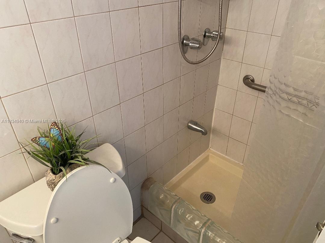 See details 10L 0 / 1 545 sq. ft. $ 2025-07-06 0 Photo