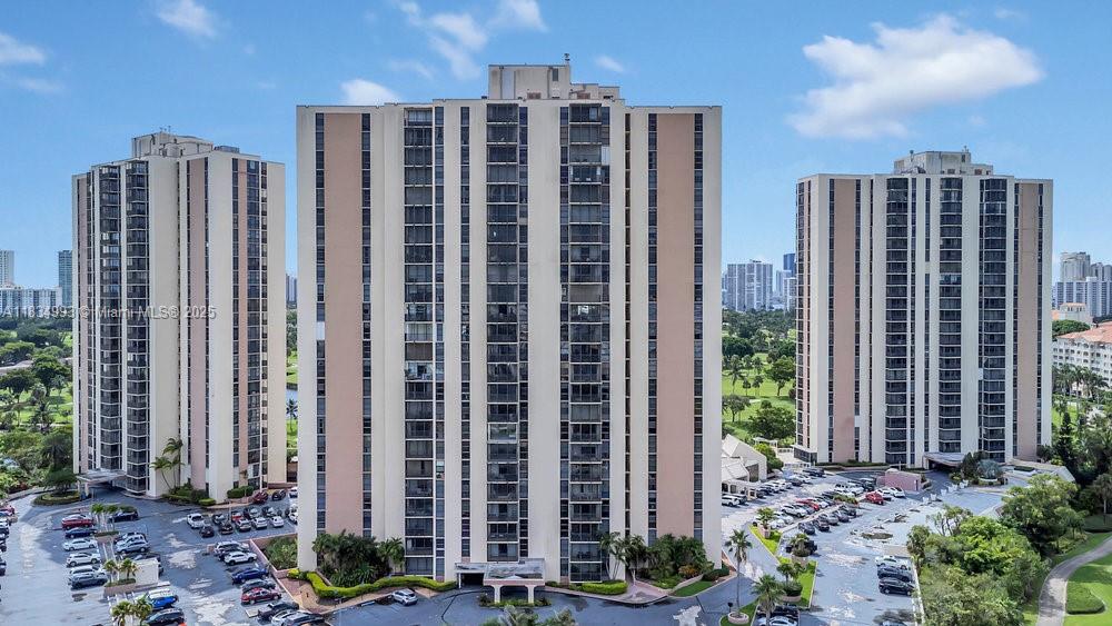 Photo of 20301 Country Club Dr #1421, Aventura, Florida, 33180 -