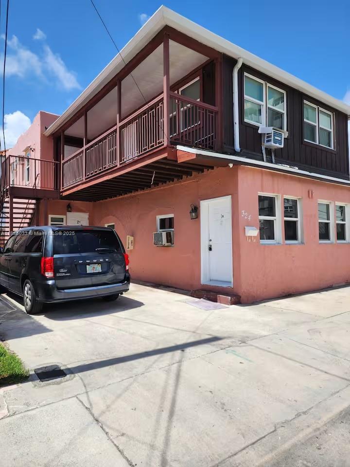 See details / 2367 sq. ft. $ 2025-07-24 0 Photo
