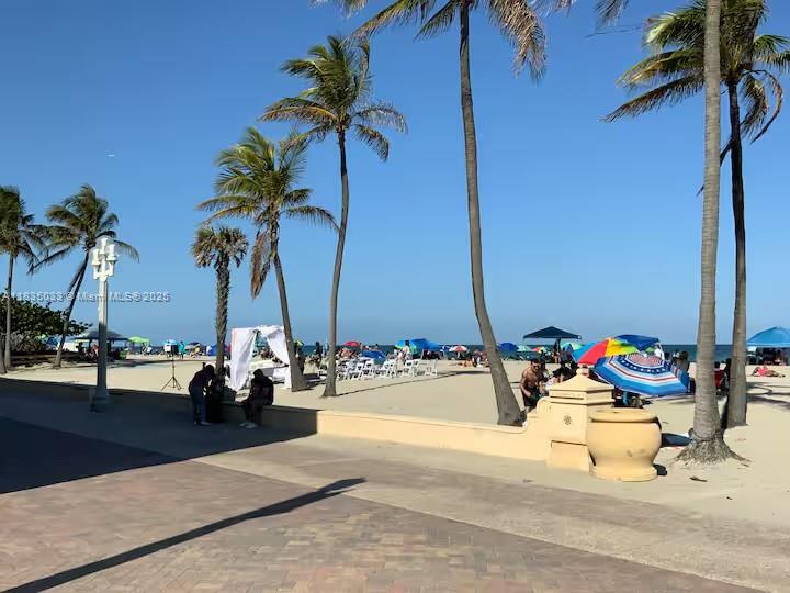 See details / 2367 sq. ft. $ 2025-07-24 0 Photo