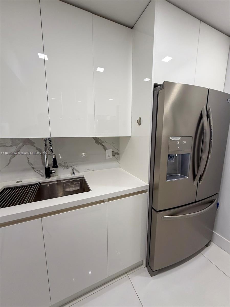 Photo of 20379 Country Club Dr  #1434, Aventura, Florida, 33180 - 